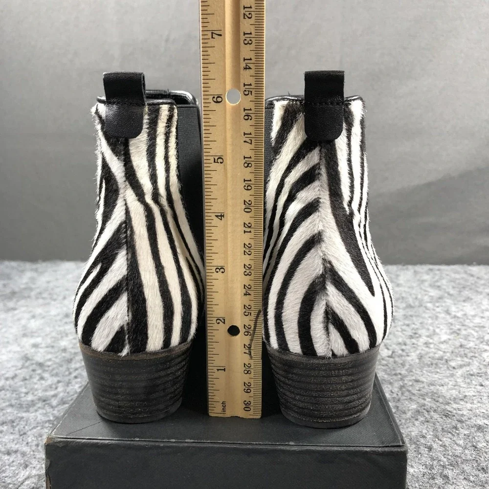 Kennel & Schmenger Boots Womens 7.5 Zebra Haircalf Chelsea Pointed Toe Ankle